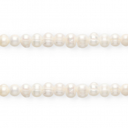 Imperfect freshwater pearls round 7-8mm Natural White