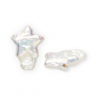 Imperfect freshwater pearls star Natural White