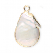 Imperfect freshwater pearls charm asymmetric drop Gold-Natural White