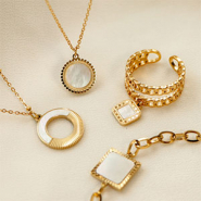 Inspirational Sets Elegant jewellery inspiration with stainless steel charms