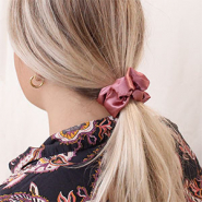 Inspirational Sets Create a new look every day with scrunchies