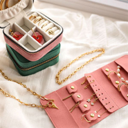 Inspirational Sets Carry jewellery in style with our travel case and travel box