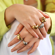 Inspirational Sets Discover our stainless steel earrings and rings