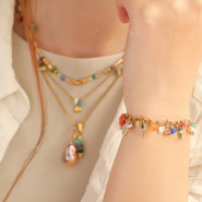 NEW New arrival! Glass beads chipstone