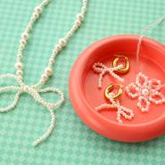 NEW Wow! New unique series of pearl bows