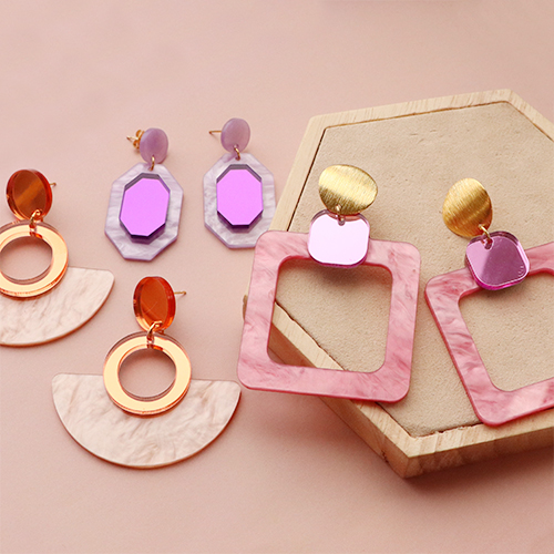 Get creative with statement charms