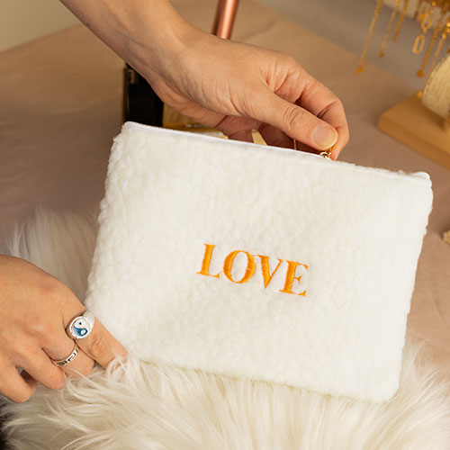 Handy compact must-have teddy case