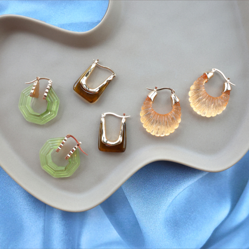 Tips for wearing resin earrings