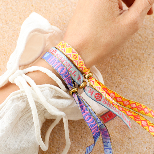 Create unique bracelets with new ribbon and smart bead stoppers