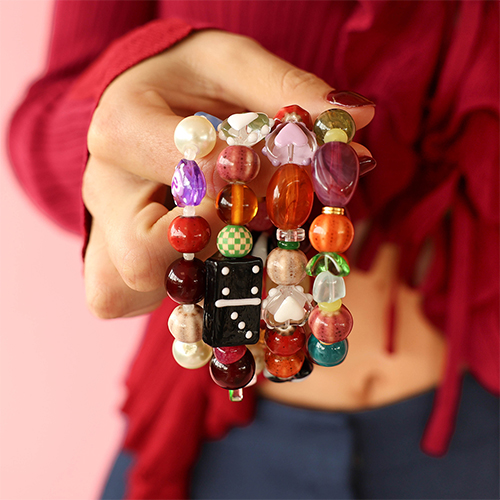 Jewellery making with glass beads and ceramic beads