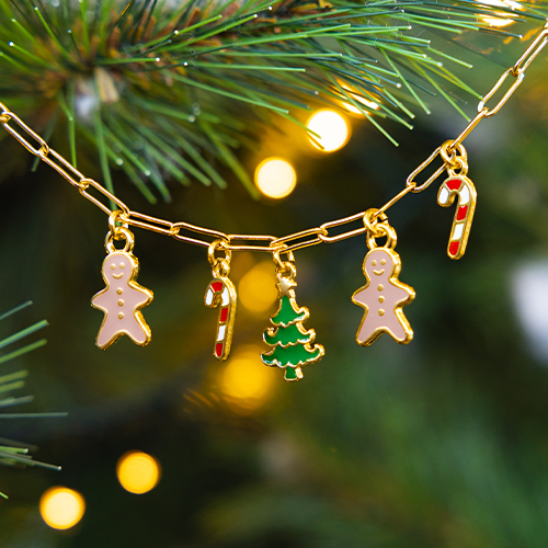 Get inspired by DQ metal charms