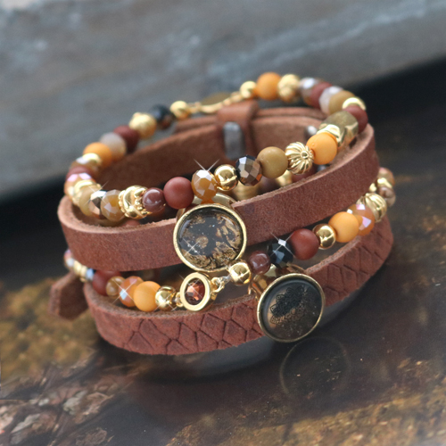 Combine beautiful items for a shiny autumn look!