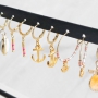 Weekend inspiration: minimalistic earrings for your summer collection! 