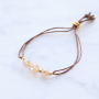 Make trendy jewellery with holographic glass beads