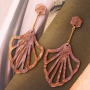 Create fantastic eye-catchers with resin pendants