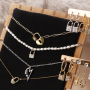 These trendy jewellery can be made with the latest zirconia lock charms: 