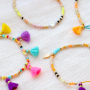 Get creative with the new colourful 1,5 cm tassels! 