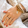 This is how you create the poetic traditional classic trend yourself: