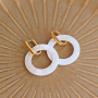 Design stunning jewellery with shell elements