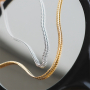 This is how to incorporate stainless steel jewellery into your collection