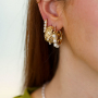 How to present stainless steel earrings and bracelets