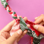 This is how you make jewellery with bandanas