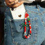 How to combine colourful glass beads