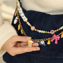 Create joyful bag decorations with Christmas resin pendants