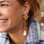 Design new jewellery with imitation freshwater pearls