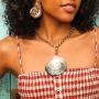 Trendy and bold: Summer jewellery according to the latest trends