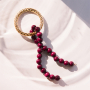 Create eye-catching jewellery with large statement clasps 