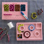 Make necklaces and bracelets with beads and beading boards 
