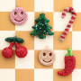 Bag charms for a festive look 