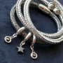These bracelets with glitters are timeless, chic and festive! Bracelets made of glitter cord with strass and glitter (faux) leather