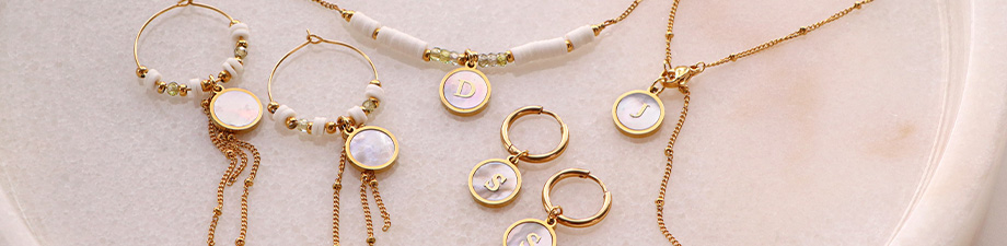 Shell beads specials / pendants Shell beads specials / pendants