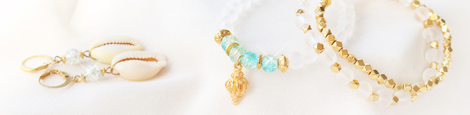 Oval glass beads