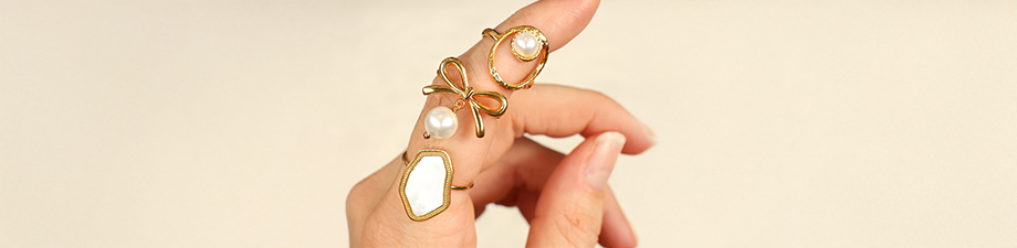 Ready-made jewellery Ready-made jewellery