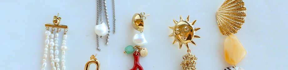 BY31&reg; earring findings with loop(s) 